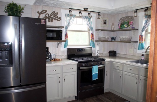 Rice Lake Resort | Stonehaven Cottages - "The Birchview Suite Duplex - Upper Level"