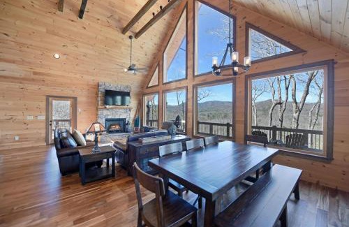 Hidden Lake House | Stoneman Lodge | Cherry Log