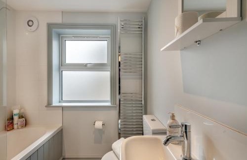 Sheringham House | Stones Throw Cottage