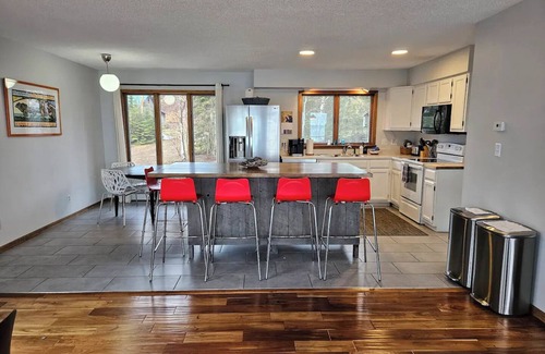 Grand Marais House | Stones Throw