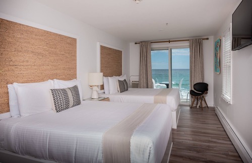 York Beach Hotel | Stones Throw