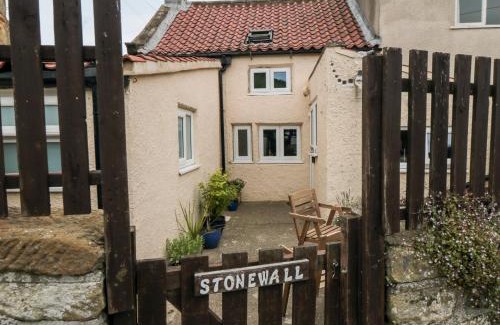 Sandsend House | Stonewall