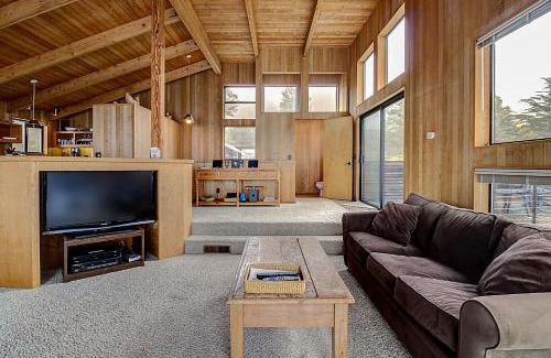 Stewarts Point House | Stoney House