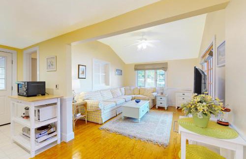 Moultonborough House | Stoneybrook Retreat Haven - The Cottage
