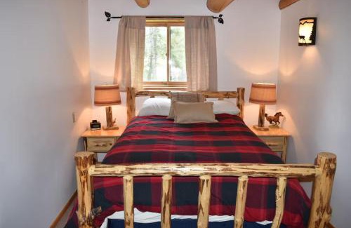 Philipsburg House | Stony Creek Lodge