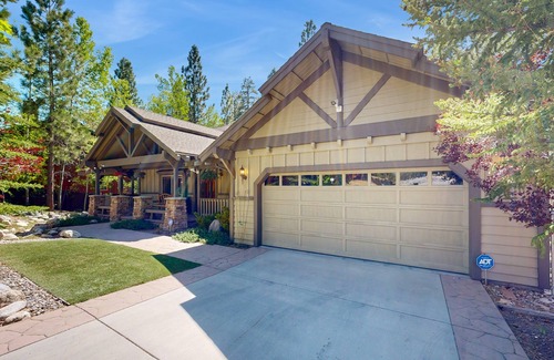 Eagle Mountain Estates Cabin | Stony Creek Retreat #708