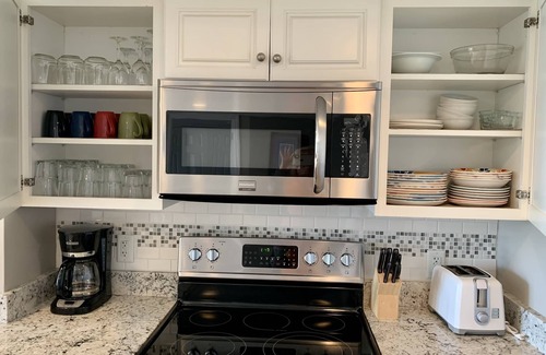 Palmetto Dunes Condo | Stop Here! Can’t Beat This Villamare Top Floor Vacation Spot