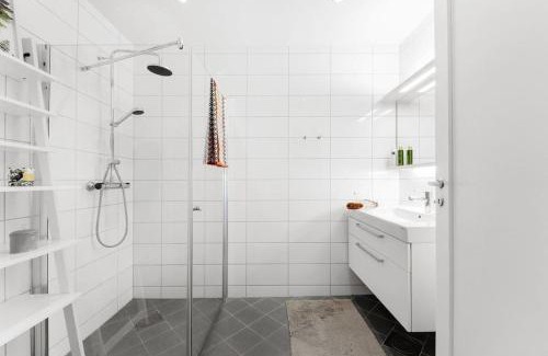 Arna Apartment | Stor og moderne leilighet i Indre Arna Bergen GRATIS PARKERING!