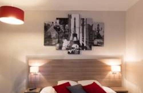 Saint-Quentin-en-Yvelines Hotel | Storia Da Ennio