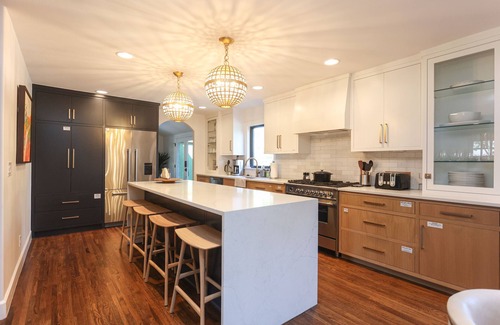 Tulsa House | Storied Cottage w/pool & hot tub