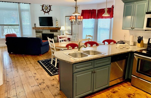 Branson Cabin | Stormy Point Village 2BDR/6. Branson's Best. Fantastic Amenities.