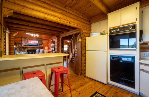 Cedar Cliff Cabin | Storybook Alpine Log Cabin -Authentic Piece of Bavarian History on Lake Chatuge