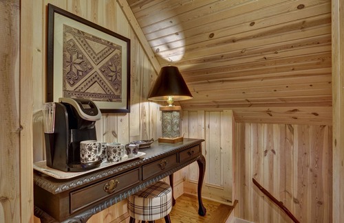 Lake Sequoyah House | Storybook Cottage 5 Minutes from Town with Private Dock with Kayaks, EV Charger