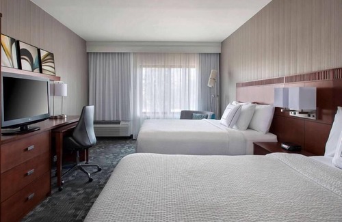 Stoughton Hotel | Stoughton Inn
