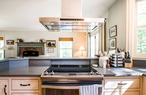 Stowe Hollow Apartment | Stowe-Away to this beautiful home in Stowe