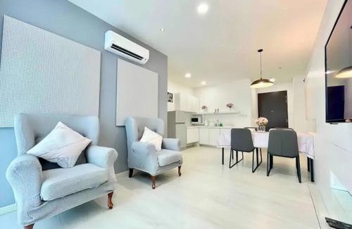George Town Apartment | Straits Garden Suites Penang