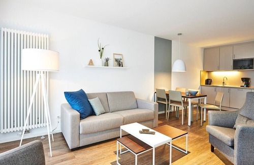 Bensersiel Apartment | Strandnahes, Modernes Apartment mit Westbalkon Inkl. Schwimmbad- & Saunanutzung