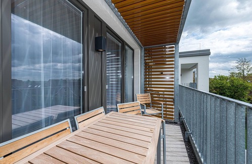 Bensersiel Apartment | Strandnahes Ferienapartment mit Balkon, Parkplatz, Schwimmbad- & Saunanutzung