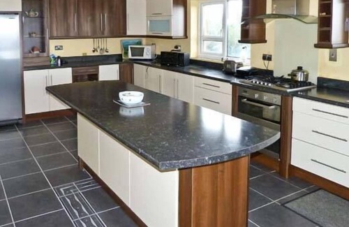 Bunbeg Cottage | STRANACORCORAGH, family friendly in Derrybeg, County Donegal