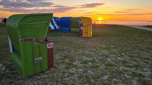 Tossens Apartment | StrandGut 49 – Exklusive Penthousewohnung mit Sauna & nah am Strand!