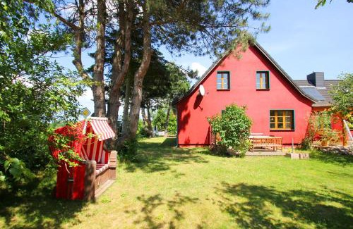 Thiessow Apartment | strandnahe, schicke FeWo mit Terrasse und Garten - Ferienwohnung Silas