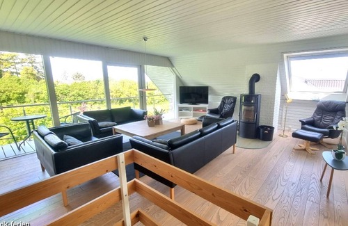 Middelfart House | Strandnahes Steinhaus mit Gemütlicher Einrichtung