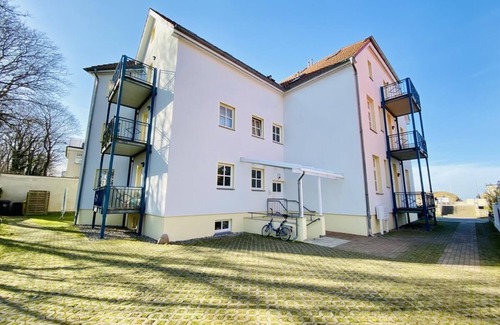Warnemuende Apartment | Strandpalais/Luv, directly on the beach