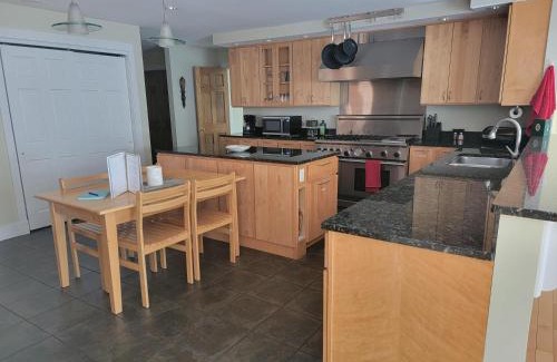 Bar Harbor House | Strawberry Hill