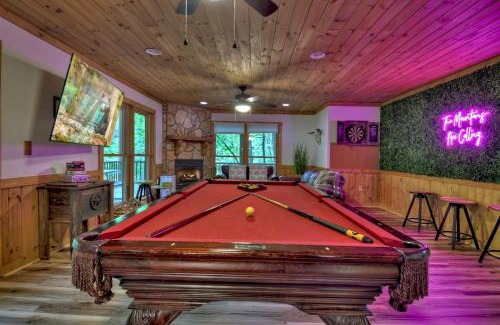 Walnut Mountain Villa | Streams and Daydreams - Relax by the river