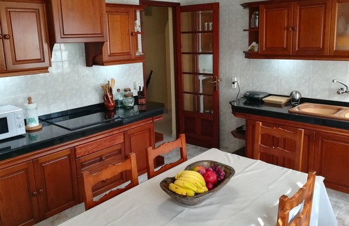 Puntallana Villa | Strelitzia House: villa with pool, spa, barbecue, gardens and incredible views