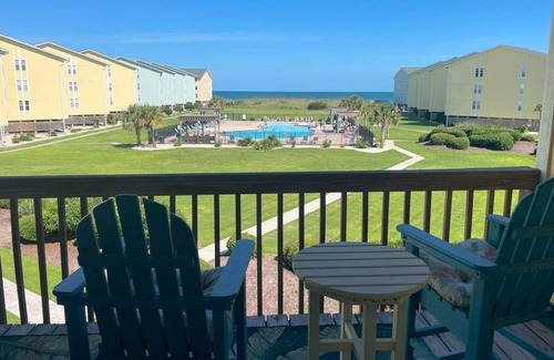 Surf City Condo | Strickly Beach Bliss Seaside Serinity Awaits 1-bed condo in cool Surf City NC