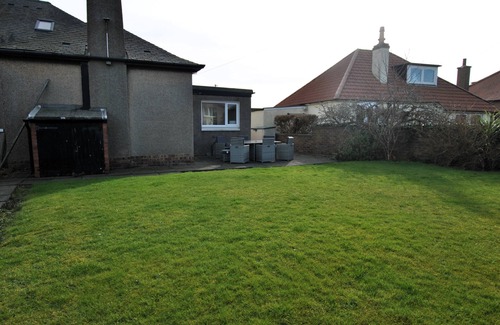 Pittenweem House | Stronvar- coastal home with sea views