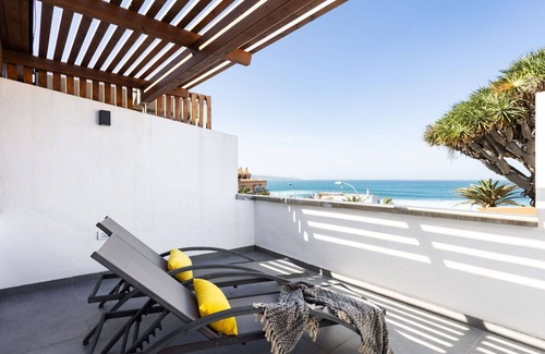 Punta del Hidalgo Villa | Stunning private villa for 5 people with hot tub, WIFI, TV, terrace, panoramic view and parking