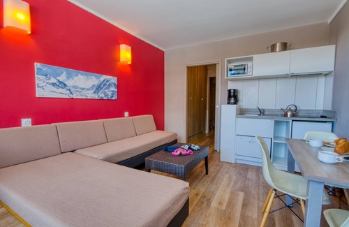 Isola Apartment | Studio à seulement 50m du Télésiège! Piscine