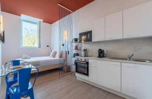 Annappes Apartment | Studio équipé côté rue, parking gratuit