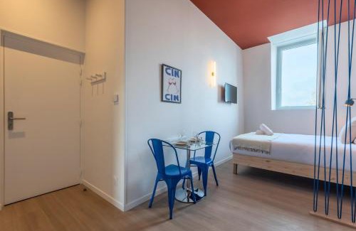 Annappes Apartment | Studio équipé côté rue, parking gratuit