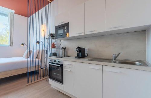 Annappes Apartment | Studio équipé côté rue, parking gratuit