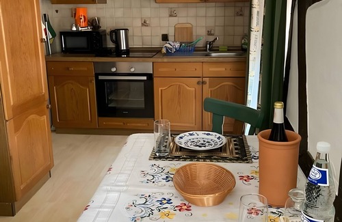 Adorf Apartment | Studio '1, 30qm' with Balcony and Wi-Fi