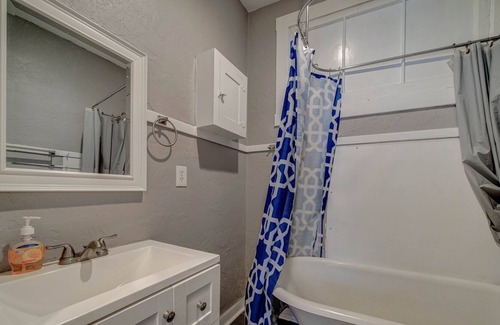 Garfield Apartment | Studio 19 - Roosevelt Row Arts District (Downtown)