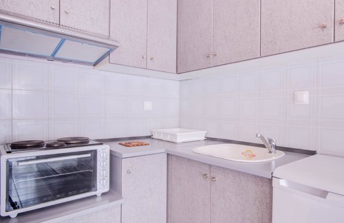 Haniotis Apartment | Studio 1B in Hanioti close to beach and shops