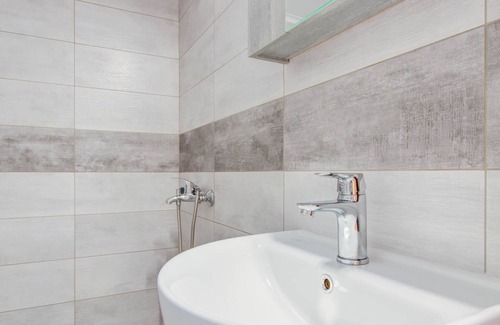 Haniotis Apartment | Studio 1C in Hanioti close to beach and shops