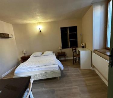 Aulus-les-Bains Apartment | Studio 2 Aux volets bleus
