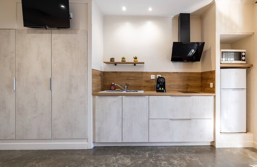 St.-Remy-de-Provence Apartment | Studio 2 people with swimming pool