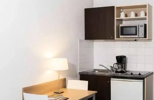 Clamart Apartment | Studio 2 People