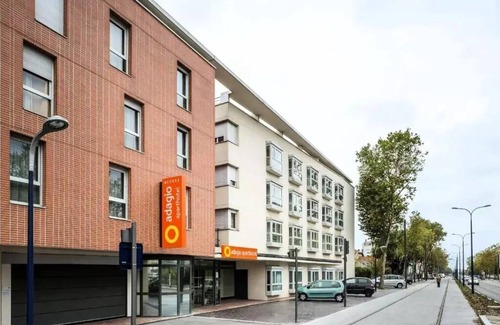 Clamart Apartment | Studio 2 People