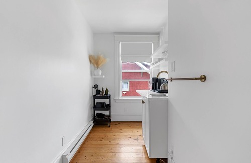 Moncton Apartment | Studio 4 ~ Cozy1BDRM, Private Bath, Downtown Moncton