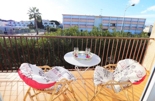 Le Grau-Du-Roi Apartment | Studio 4 people 350m sea air conditioning parking