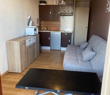 Ax-les-Thermes Apartment | Studio 4 pers vue magnifique 100m des pistes