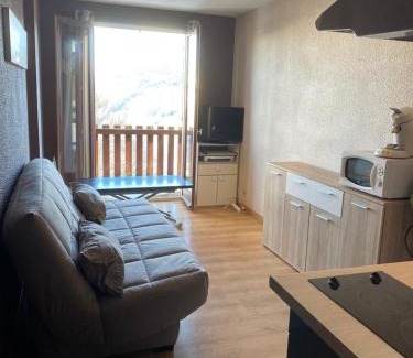 Ax-les-Thermes Apartment | Studio 4 pers vue magnifique 100m des pistes