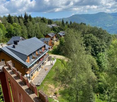 Ax-les-Thermes Apartment | Studio 4 pers vue magnifique 100m des pistes